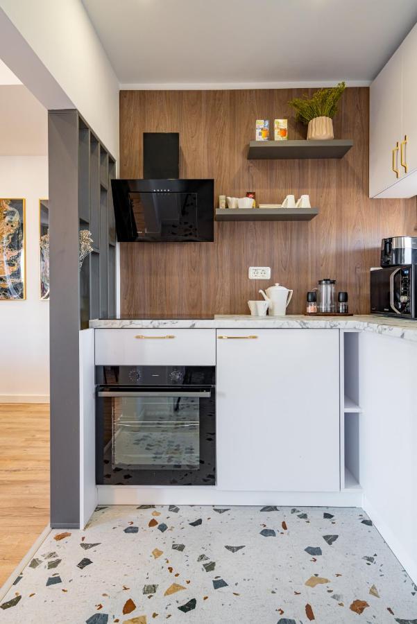 Apartamento Golden View - Breathtaking Location In Bucarest Exterior foto